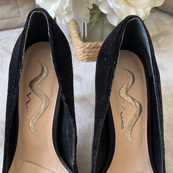 Nina black velvet heels - Picture 11 of 17